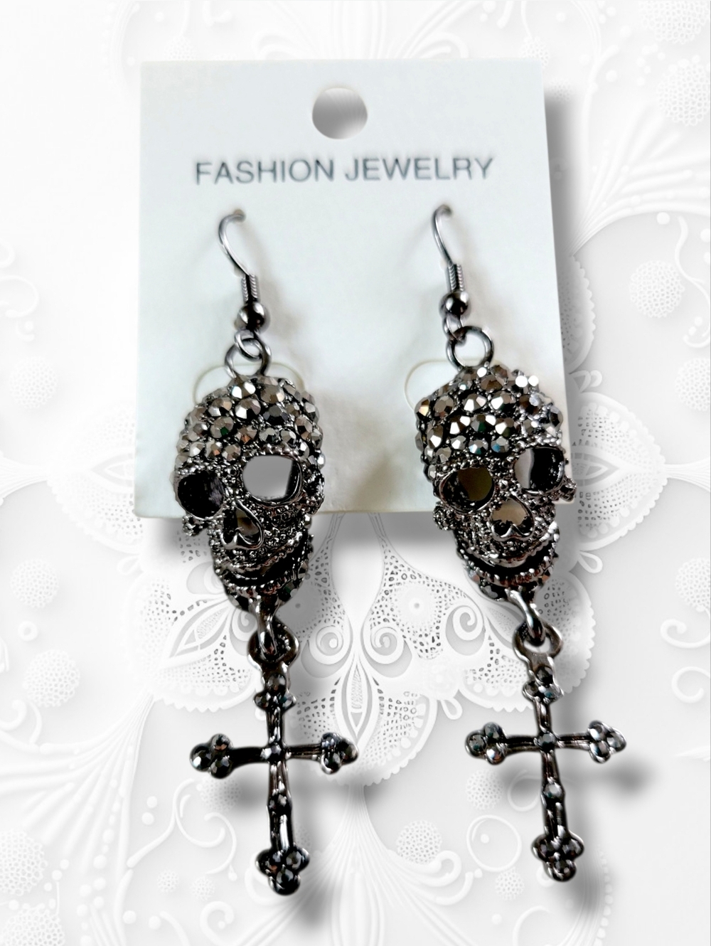 NWT Fashion Jewelry Gunmetal Black Rhinestone Skull Cross Dangle Earrings